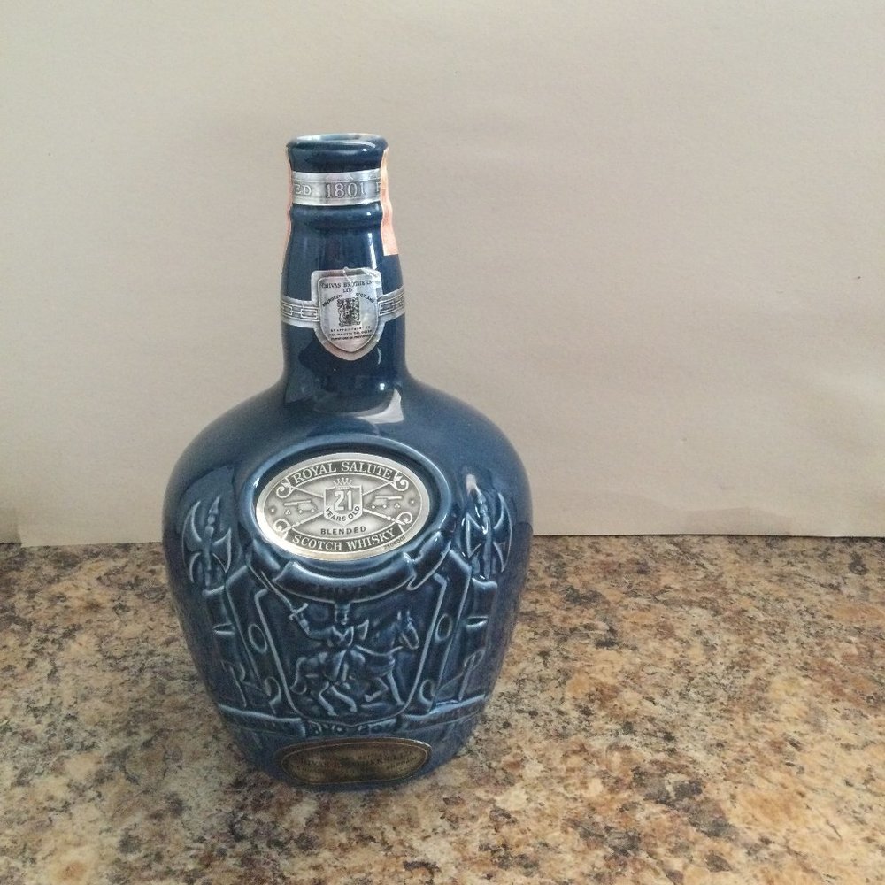 Spode England Royal salute 21 scotch whisky empty bottle 75cl Chivas Brothers